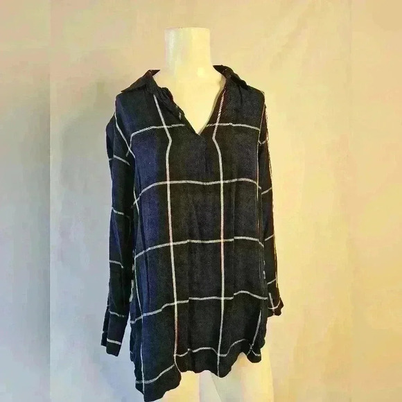 St. John's Bay Long Blue & Black Plaid Cardigan - Picture 2 of 4